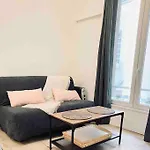 Exigehome-Versailles A 2 Pas Du Chateau