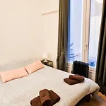 Exigehome-Versailles A 2 Pas Du Chateau